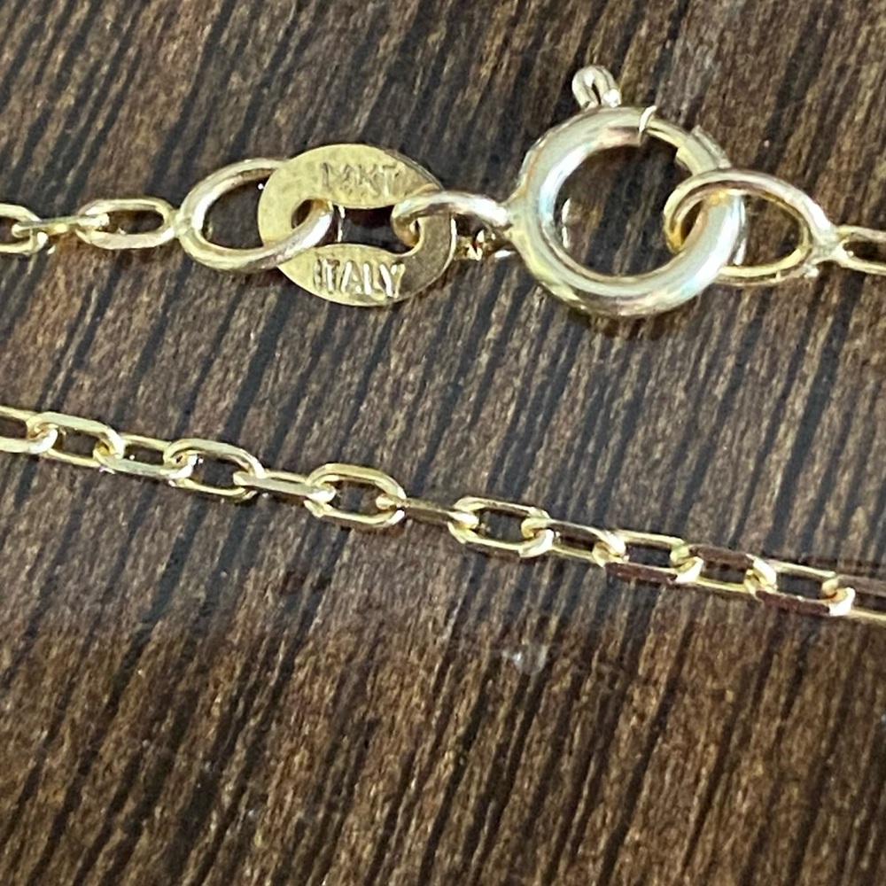 14k Gold paperclip style chain Necklace 1.6g, 20 in - Picture 2 of 9